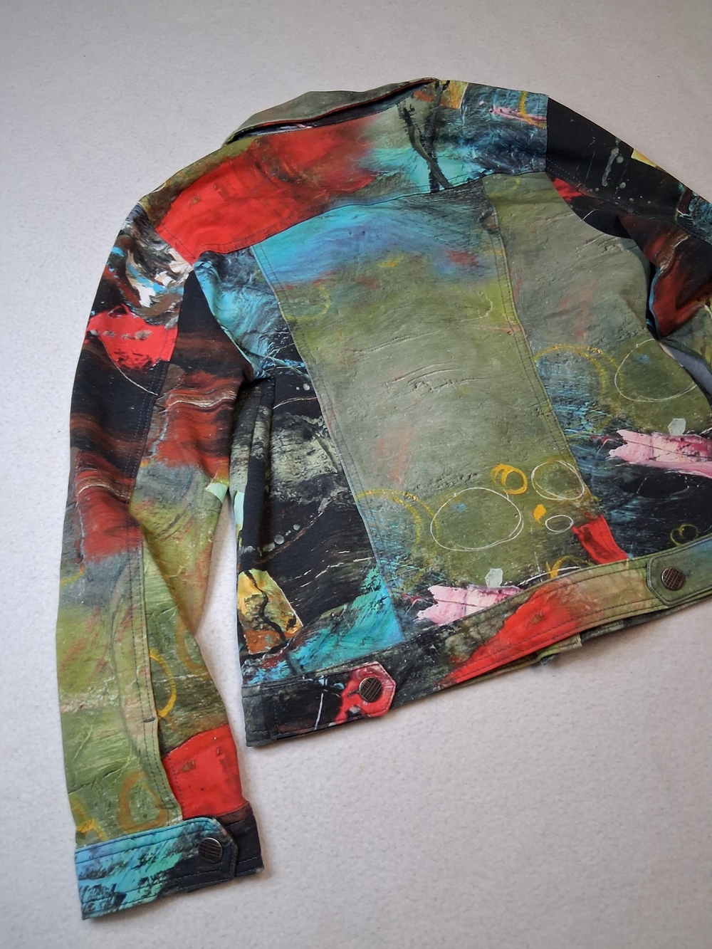 Abstract Multi-Color Jacket - Picture 6 of 6